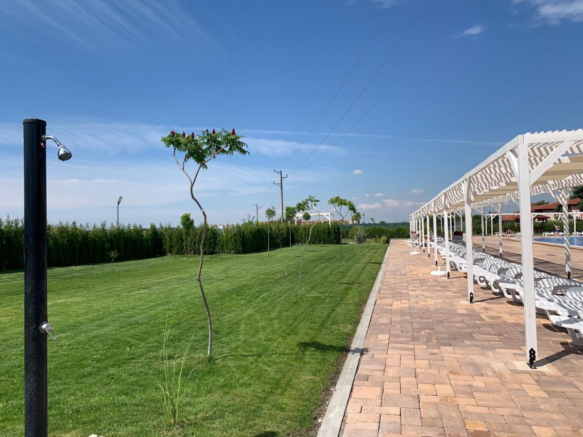 Apartcomplex Chateau Aheloj Kültér fotó