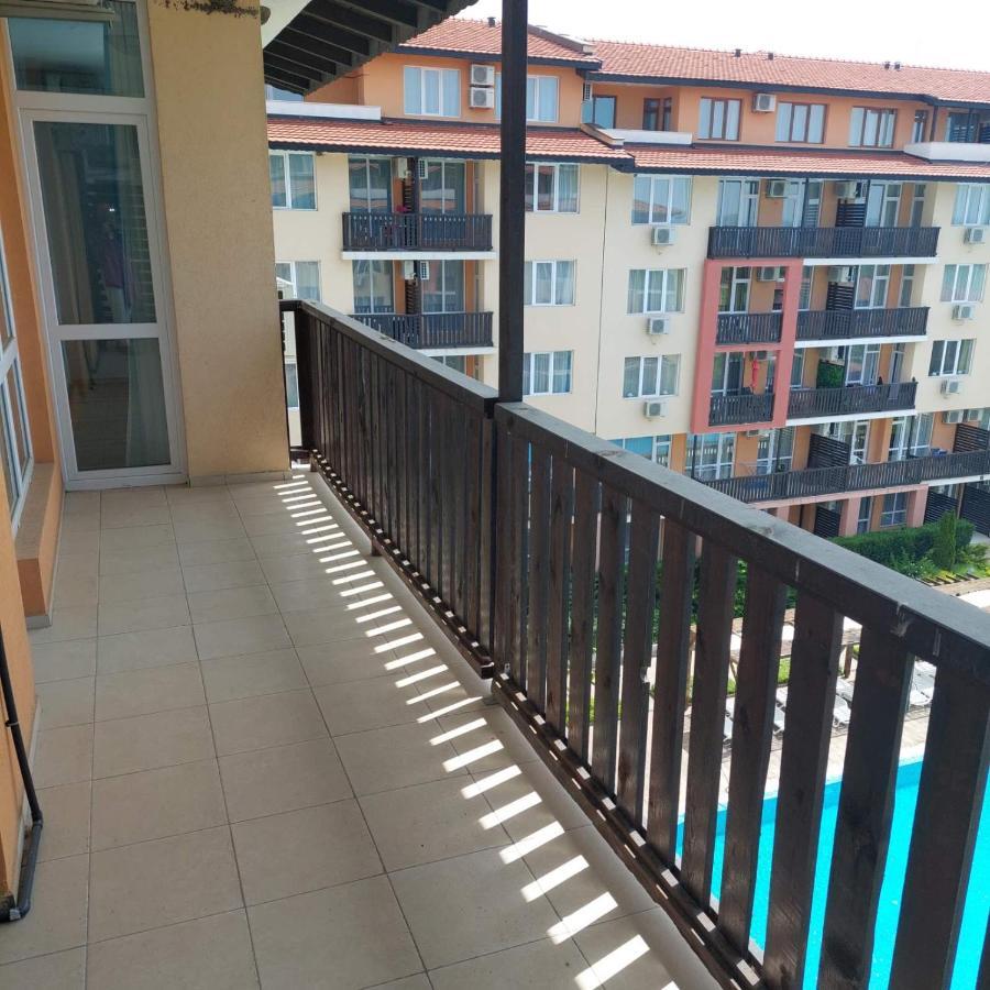 Apartcomplex Chateau Aheloj Kültér fotó