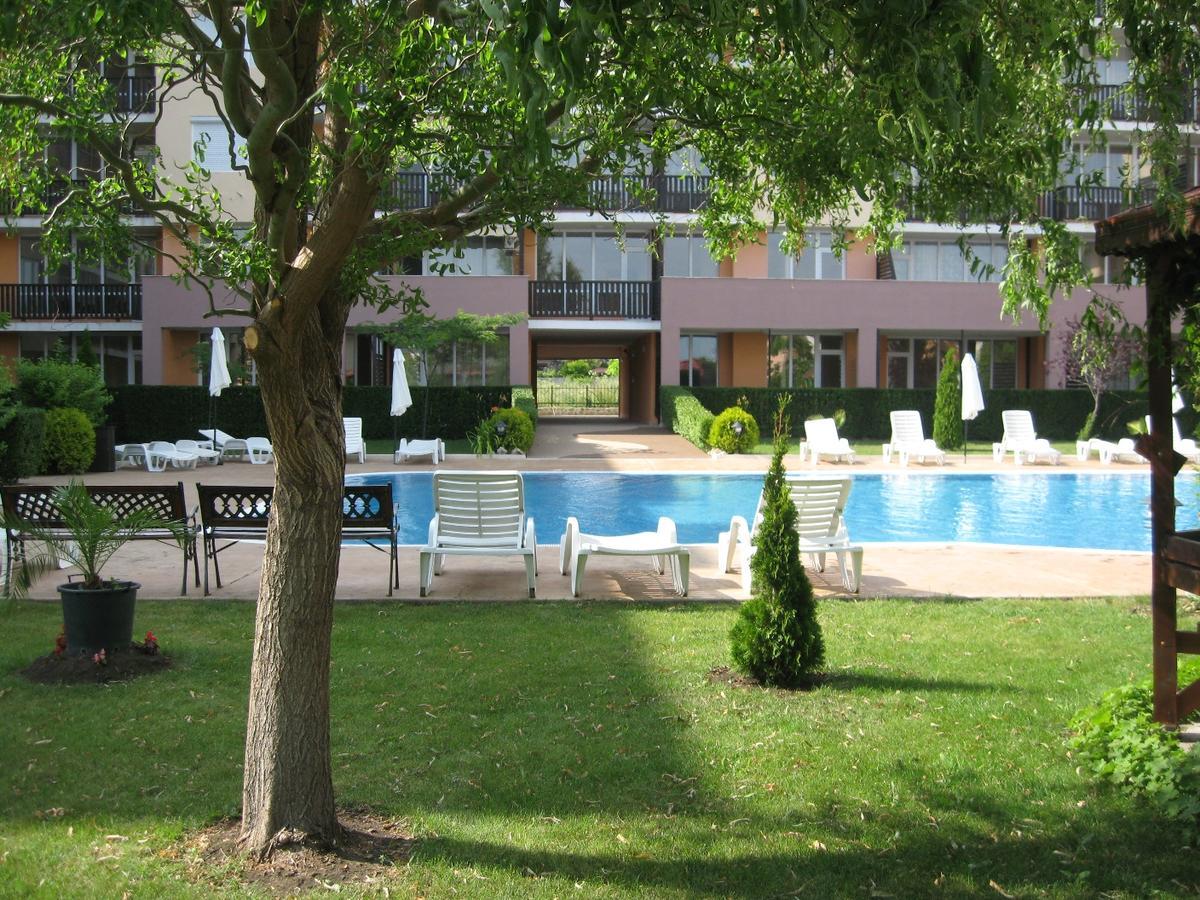 Apartcomplex Chateau Aheloj Kültér fotó