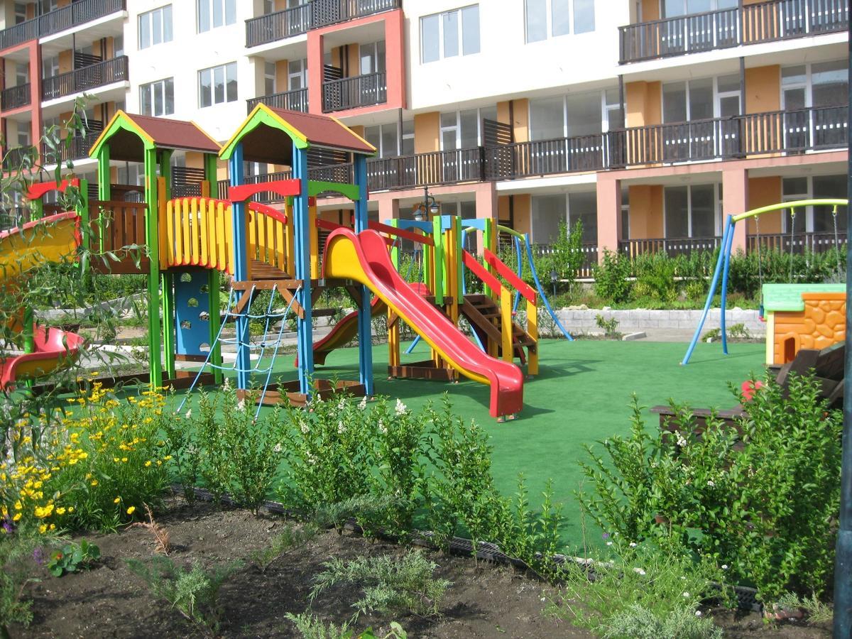 Apartcomplex Chateau Aheloj Kültér fotó