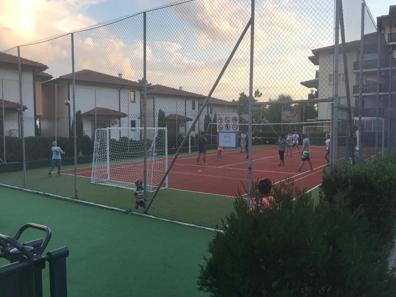 Apartcomplex Chateau Aheloj Kültér fotó