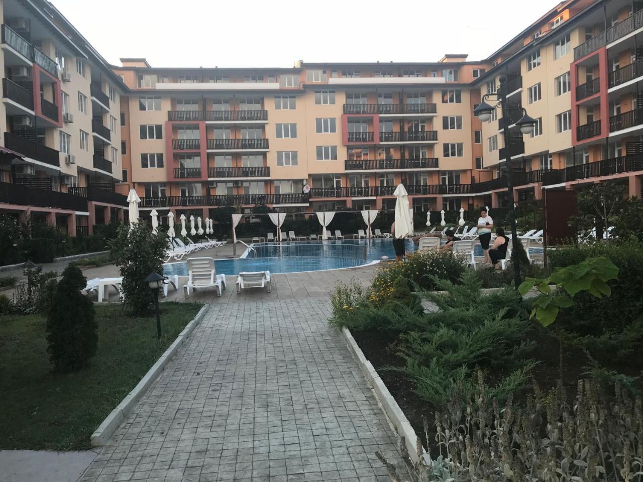 Apartcomplex Chateau Aheloj Kültér fotó